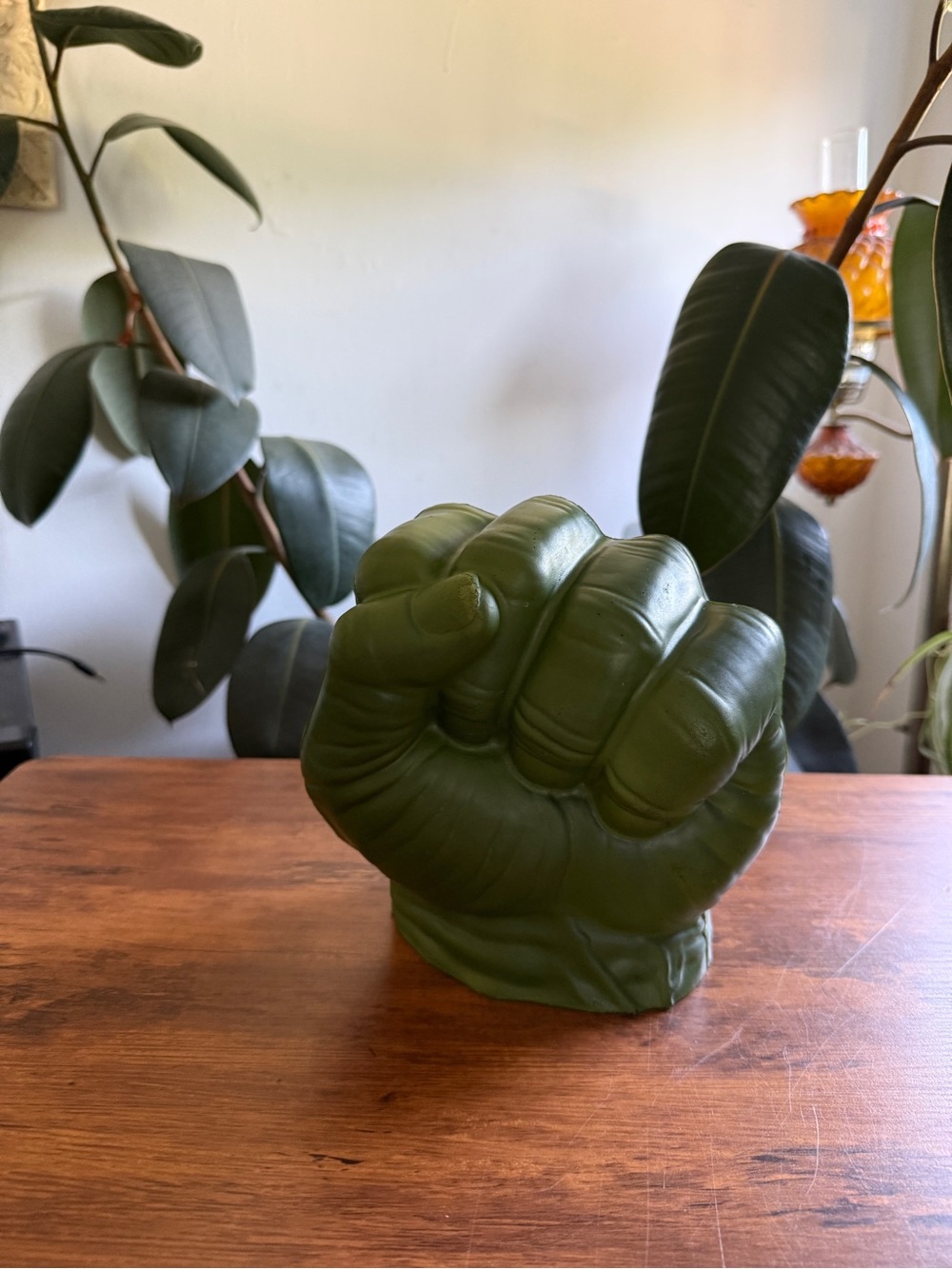 Hasbro Olive Green Hulk Fist marvel
